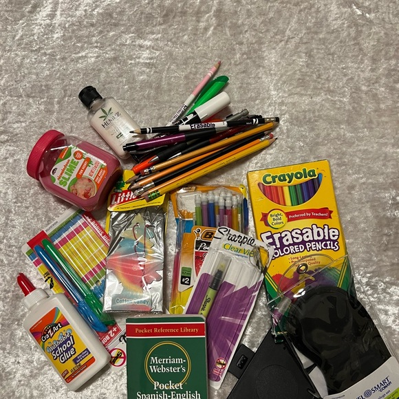 Empyre book bag with supplies, used but good condition - Picture 5 of 12